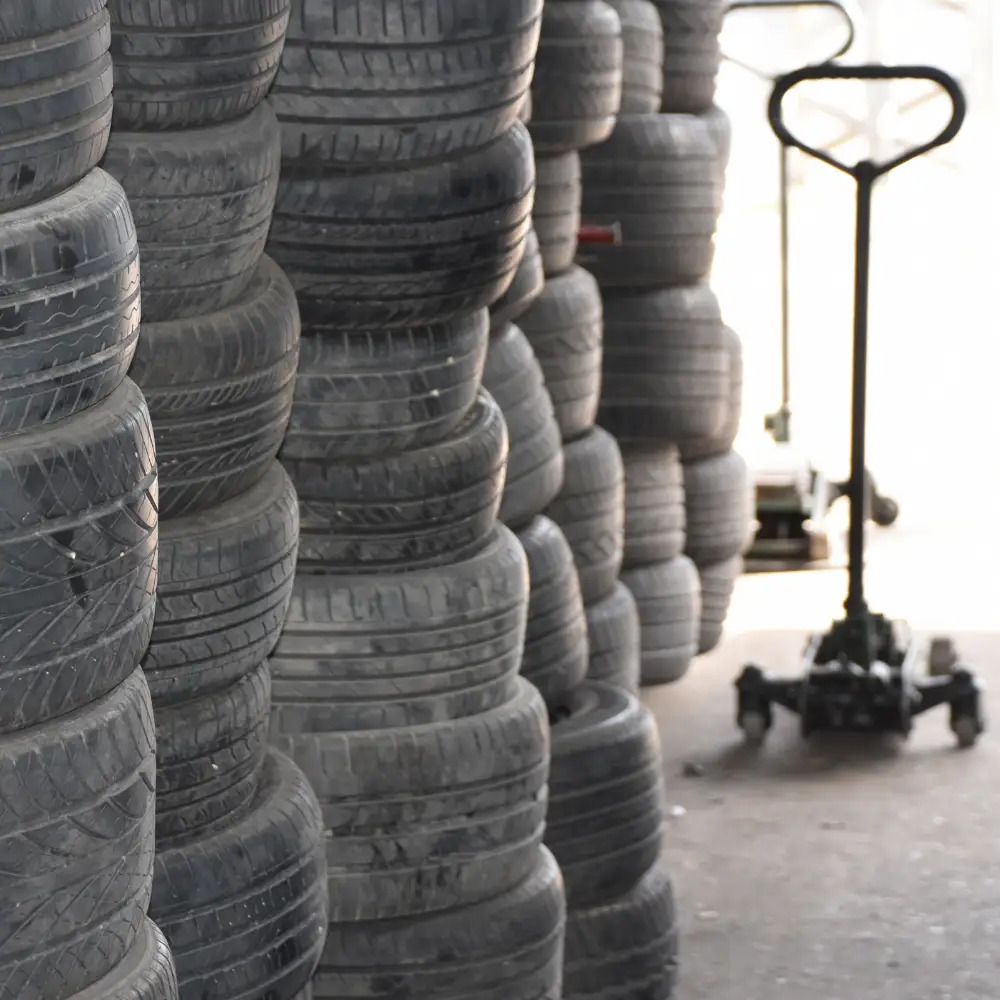 Yolda Patlak Lastik Yaşandığında Ne Yapmalısınız?